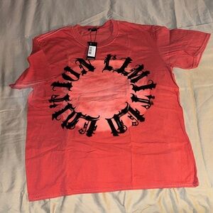 Boohoo Coral Pink Short Sleeve Tee with Black Circular Graphic